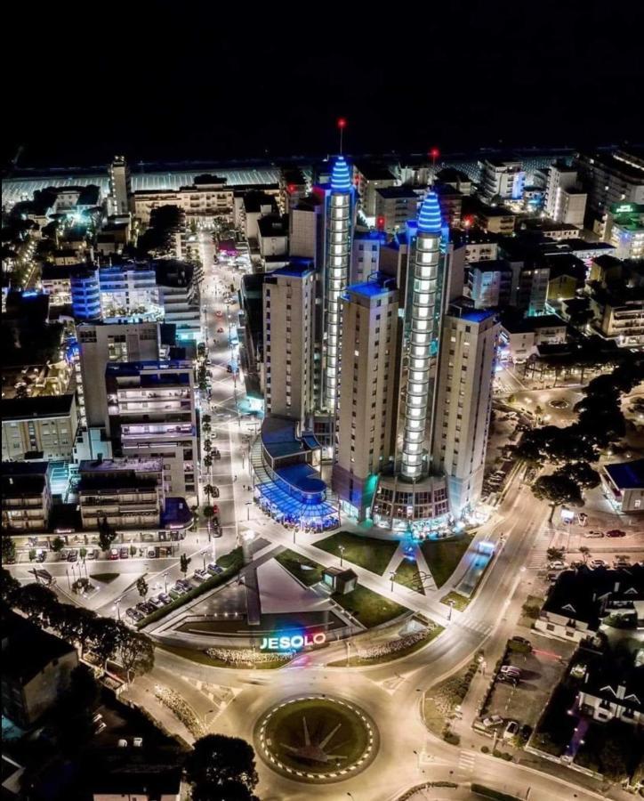 Appartamento Palma Carraro Immobiliare Jesolo - Family Apartments Eksteriør billede