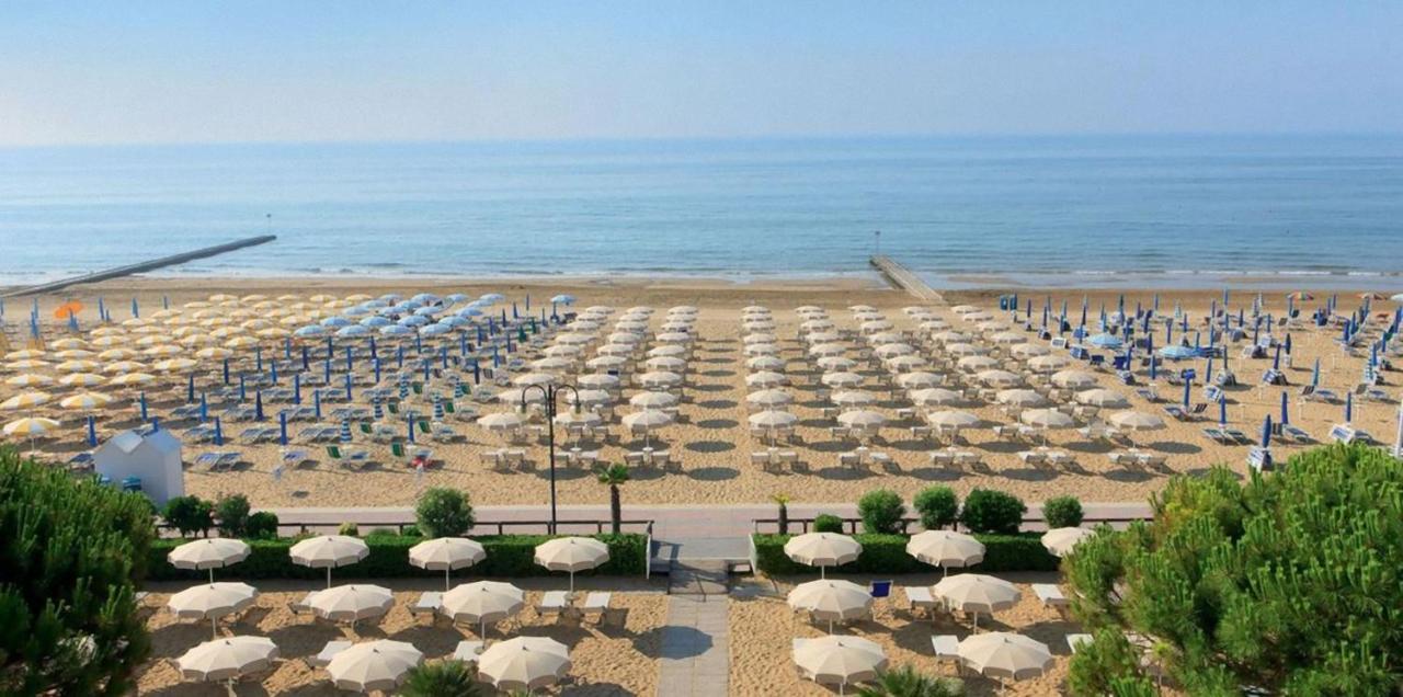 Appartamento Palma Carraro Immobiliare Jesolo - Family Apartments Eksteriør billede